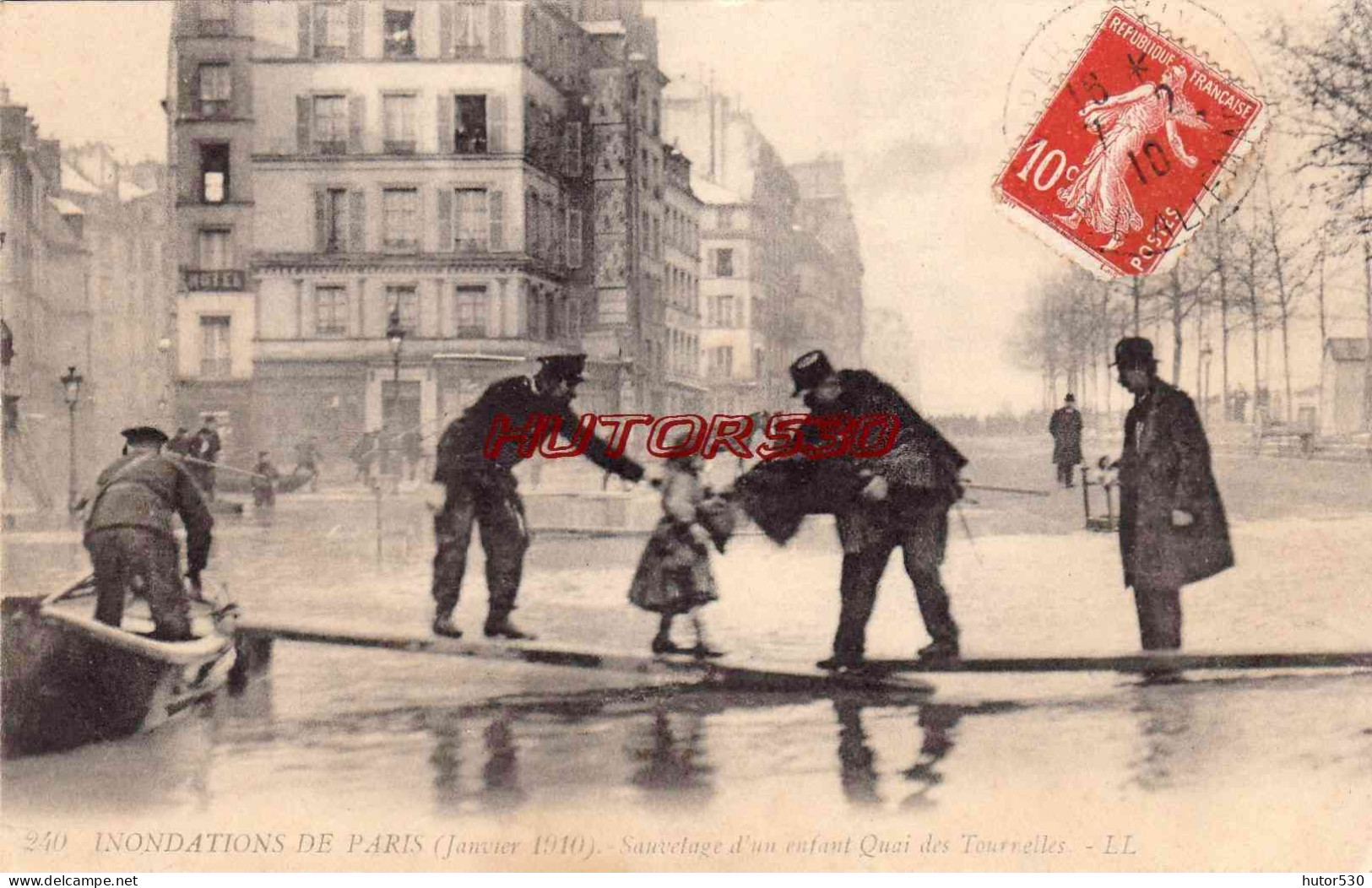 CPA PARIS - INONDATIONS DE 1910 - SAUVETAGE D'UN ENFANT QUAI DES TOURNELLES - Inondations De 1910