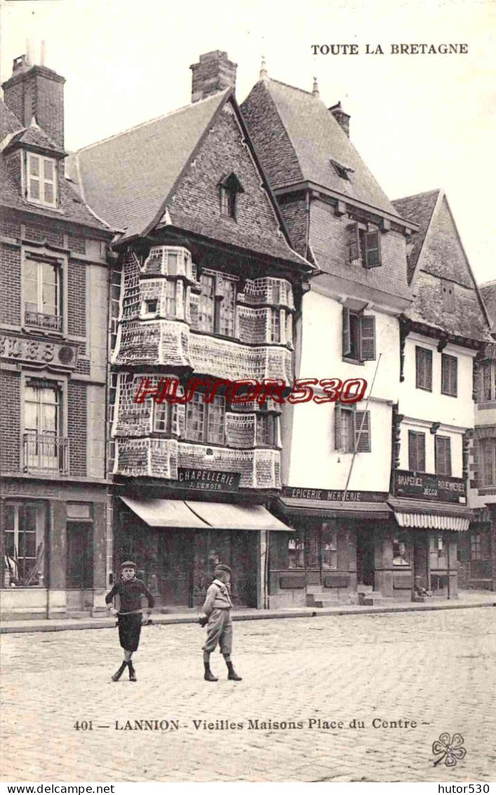 CPA LANNION - PLACE DU CENTRE - Lannion