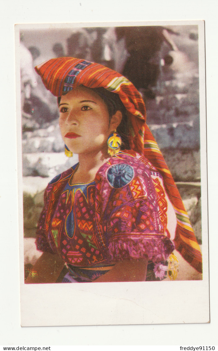 Guatemala . Indian Woman . Chichicastenango . Photo Julio Zadik - Guatemala