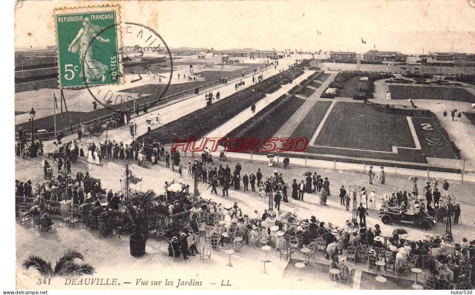 CPA DEAUVILLE - VUE SUR LES JARDINS - Deauville