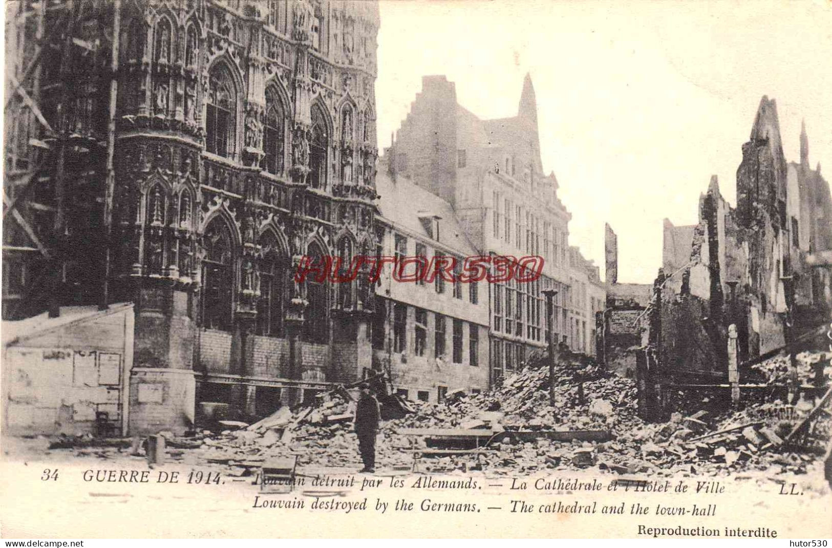CPA LOUVAIN - GUERRE 1914 - LA CATHEDRALE ET L'HOTEL DE VILLE - Leuven