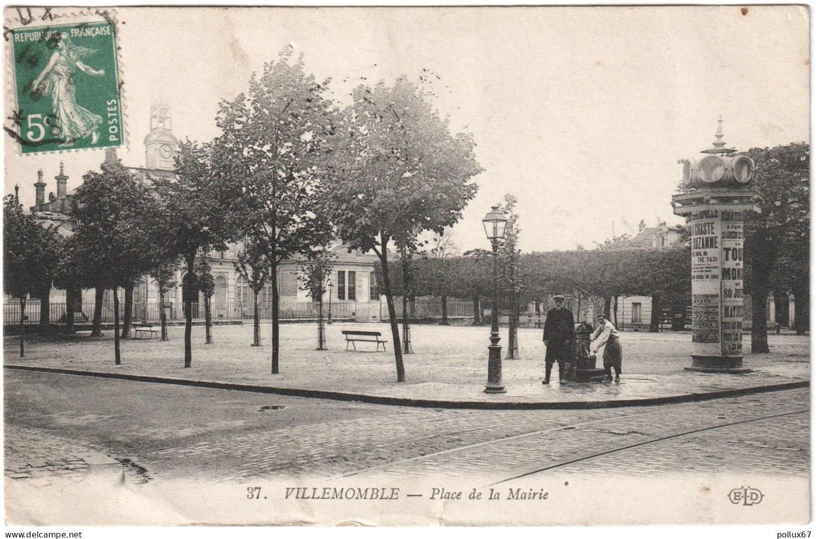 CPA DE VILLEMOMBLE  (SEINE SAINT-DENIS)  PLACE DE LA MAIRIE - Villemomble