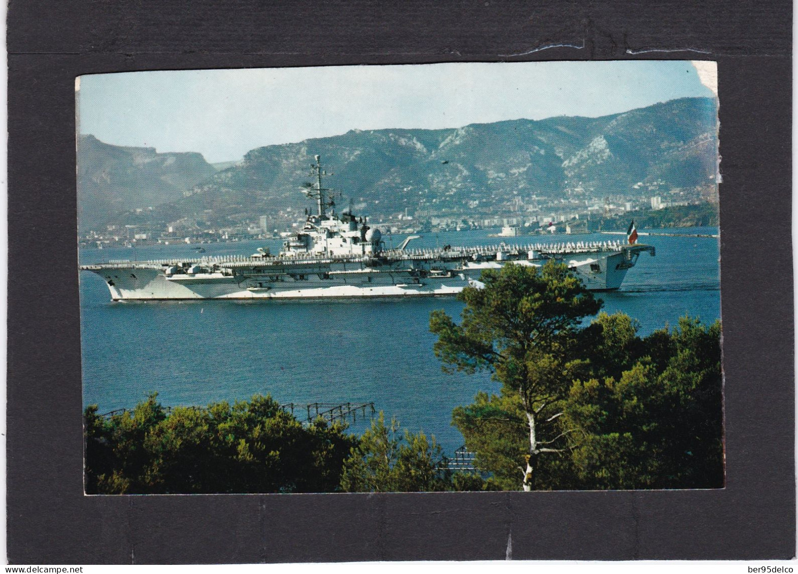 PORTE-AVIONS FOCH LOT De CINQ CARTES POSTALES AYANT VOYAGEES (Scans Recto Verso) + 2 AUTRES C.P. - Bolli Commemorativi