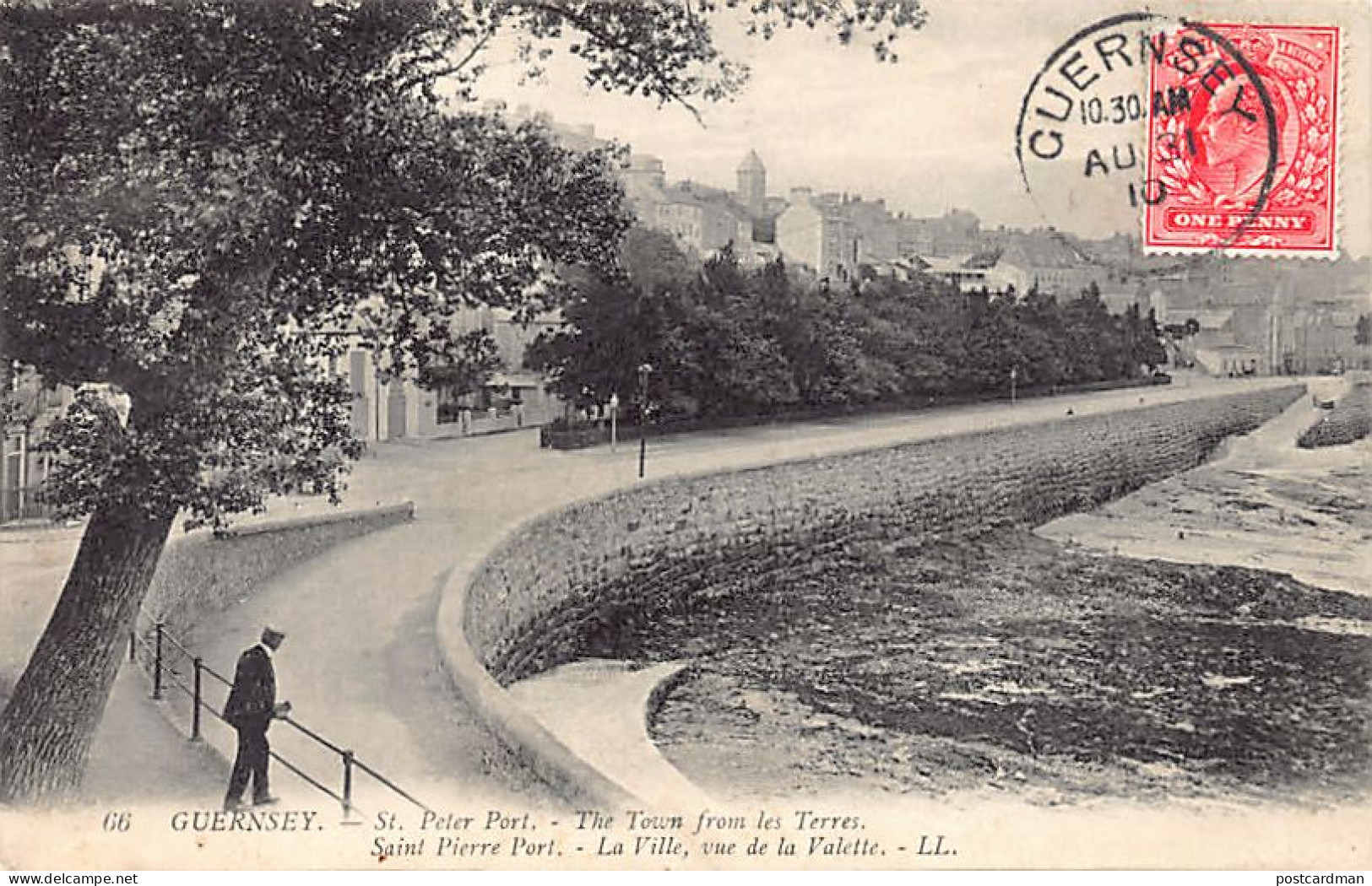Guernsey - ST. PETER PORT - The Town From Les Terres - Publ. Levy L.L. 66 - Guernsey
