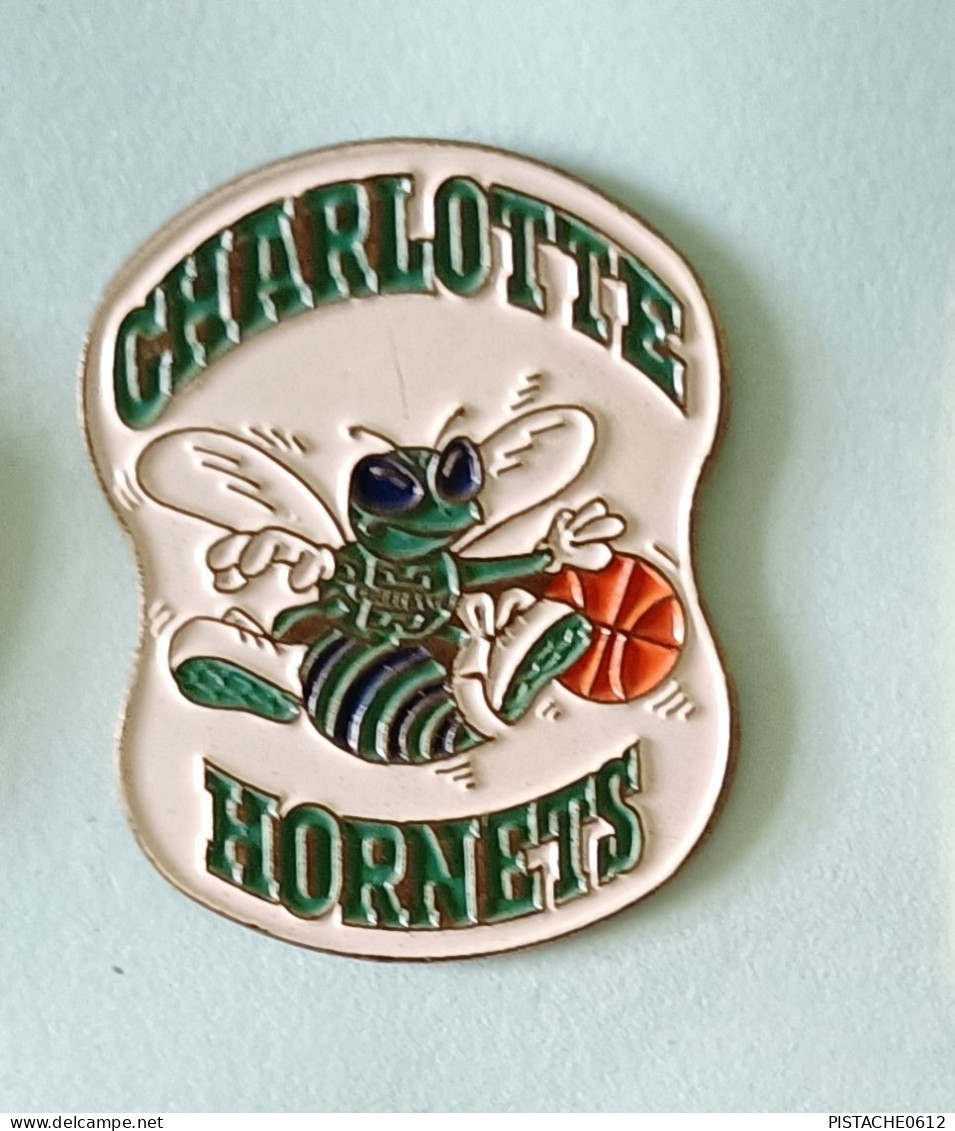 Pin's Basket Charlotte Hornets (4) - Basketball