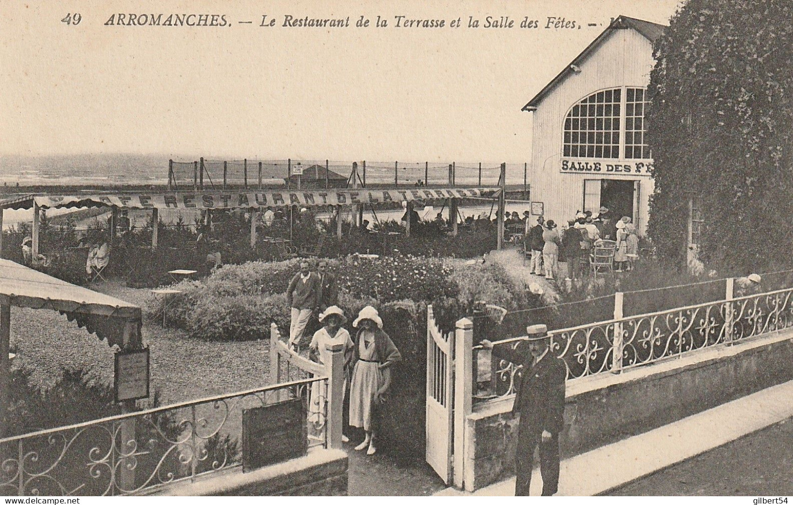 ARROMANCHE -14- Le Restaurant De La Terrasse Et La Salle Des Fêtes. - Arromanches