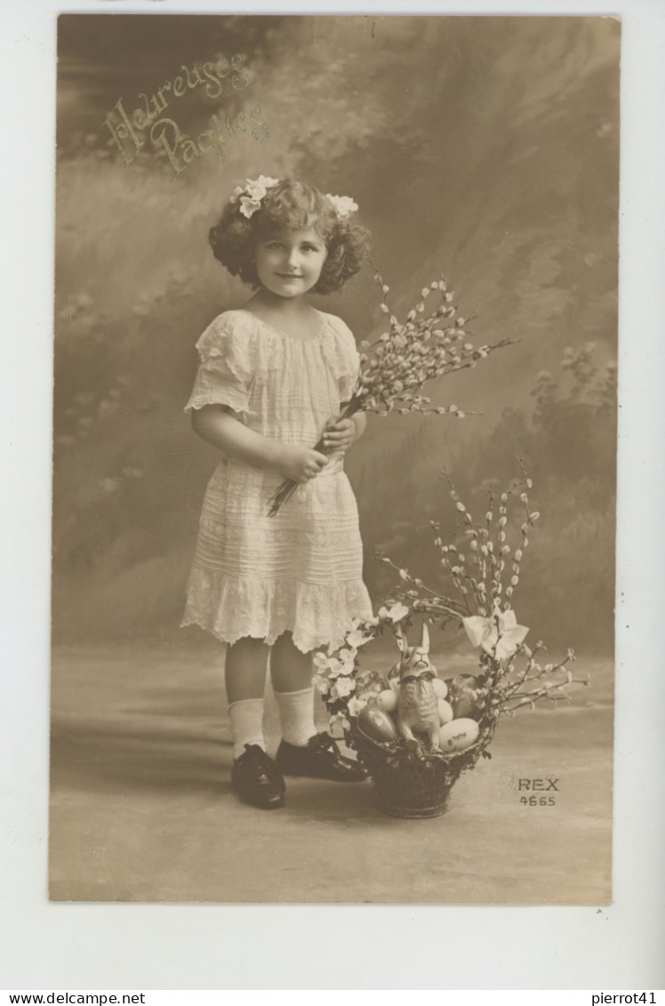 ENFANTS - LITTLE GIRL - MAEDCHEN - Jolie Carte Fantaisie Portrait Fillette Avec Panier D'oeufs De "Joyeuses Pâques " - Portraits