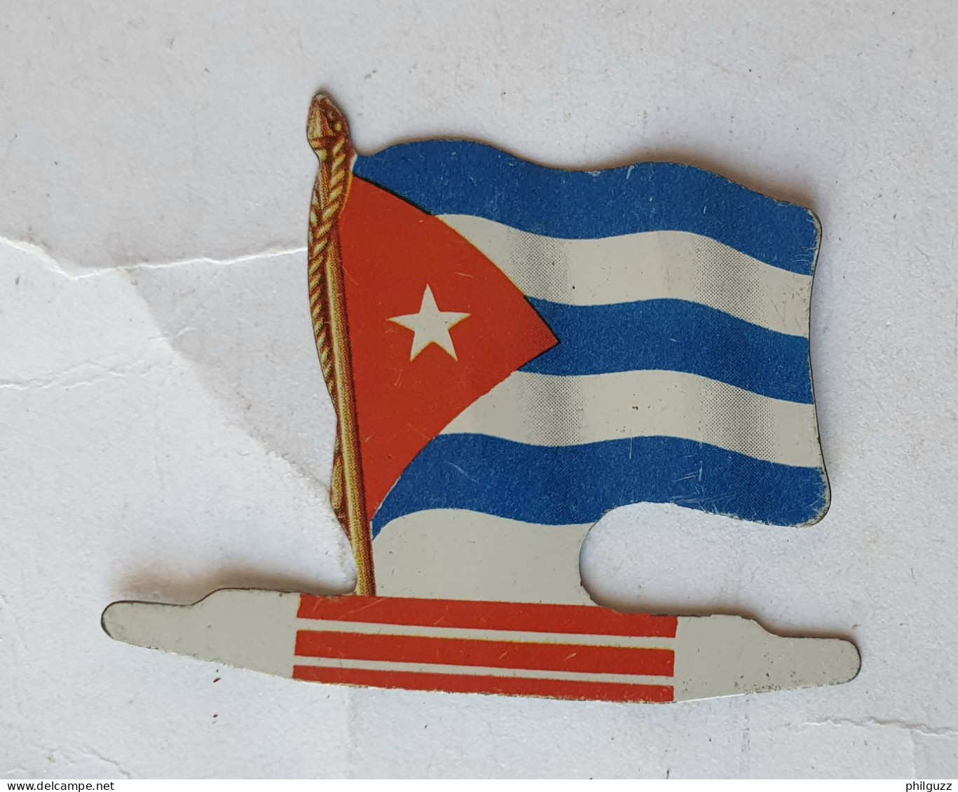 FIGURINE PUBLICITAIRE PLAQUE En Métal DRAPEAU AMERICORAMA ALSACIENNE REPUBLIQUE CUBA 1963 - Sonstige & Ohne Zuordnung