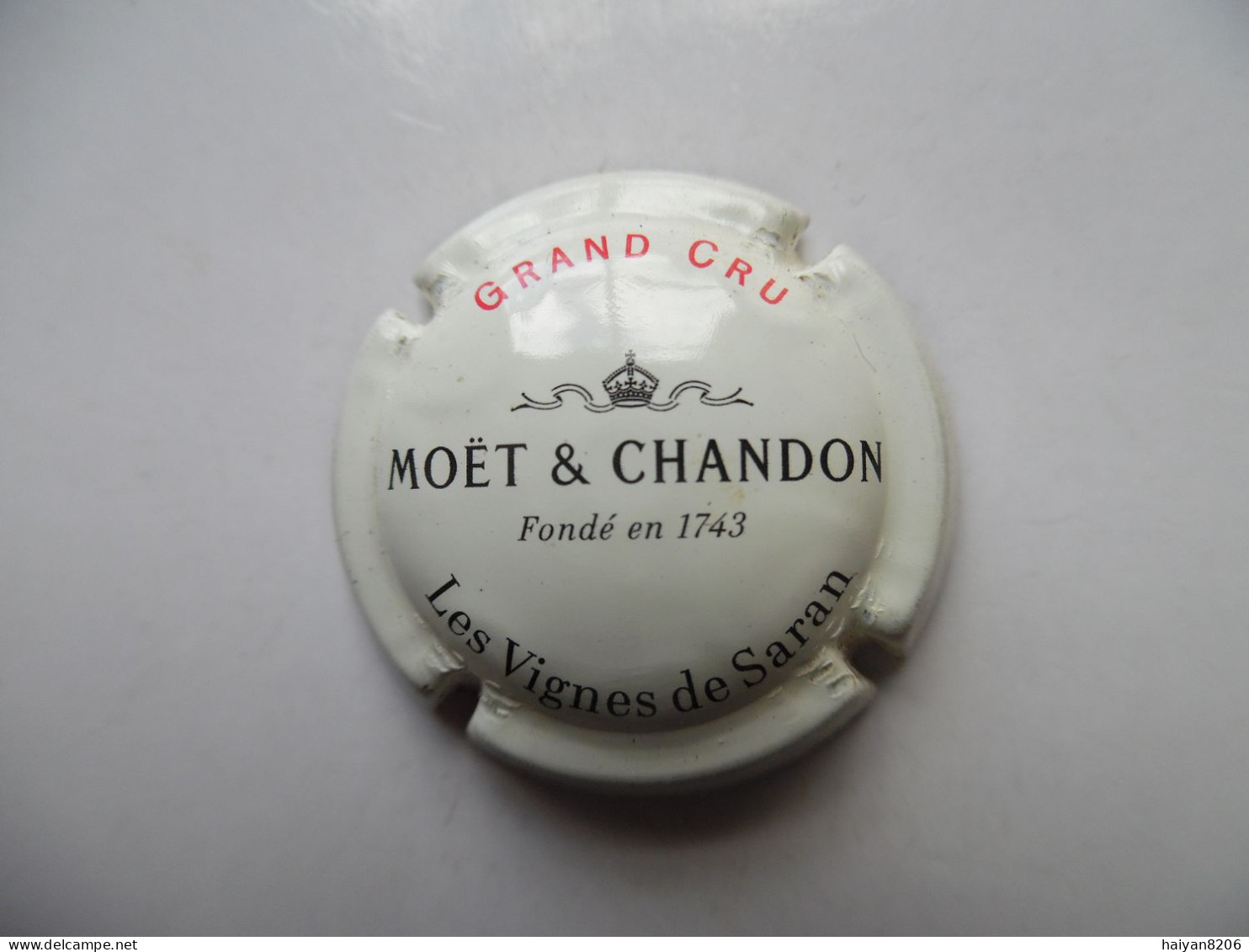 Champagne MOËT ET CHANDON "Les Vignes De Saran". - Andere & Zonder Classificatie