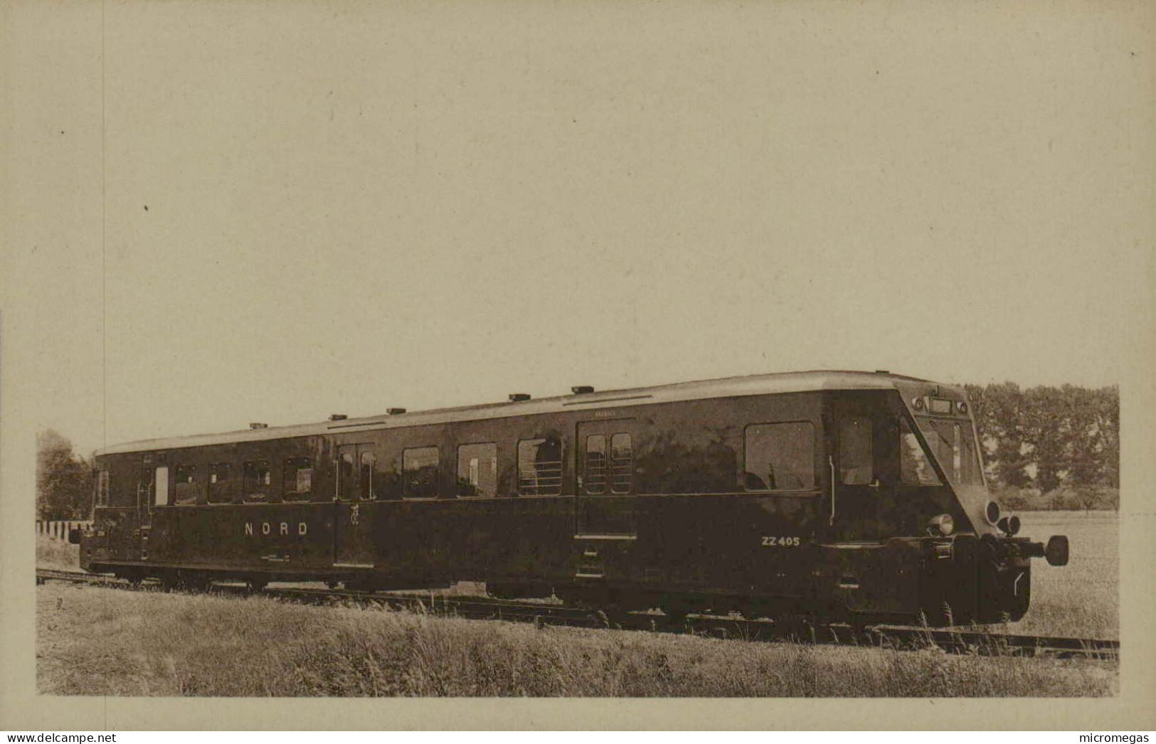 Chemins De Fer Du Nord - Automotrice Standard Type 1936 - 58 Places Assises - Trains