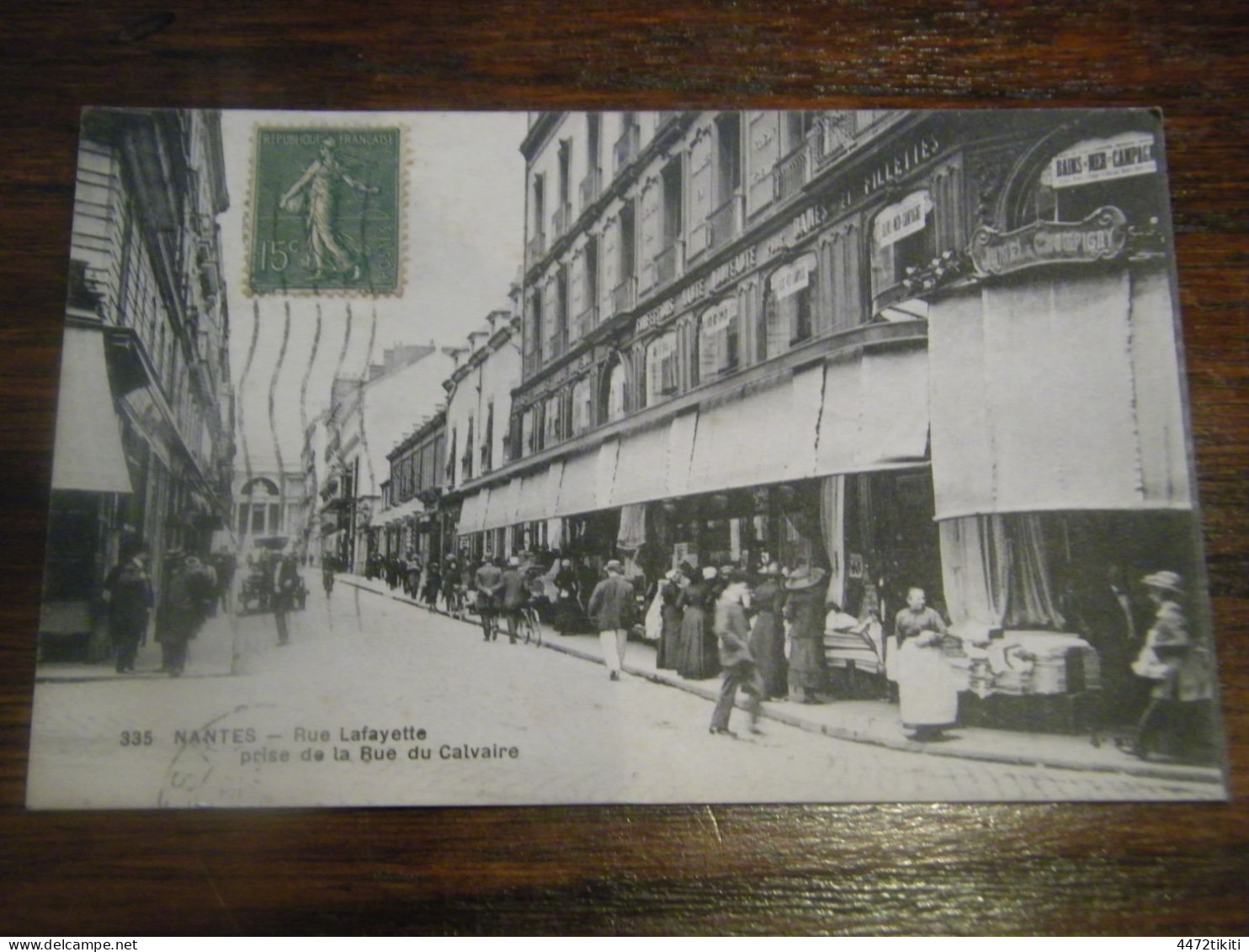 CPA - Nantes (44) - Rue Lafayette Prise De La Rue Du Calvaire - Animation - Magasin Champigny - 1910 - SUP (HW 40) - Nantes