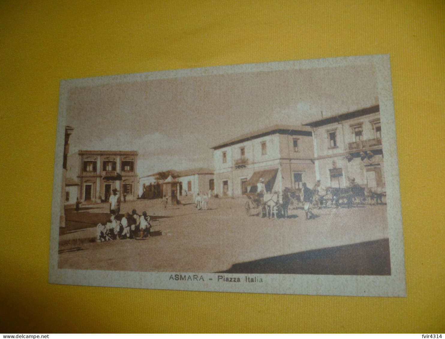 WWII CARTOLINA COLONIE ITALIANE ASMARA ERITREA PIAZZA ITALIA Non Viaggiata - Eritrea