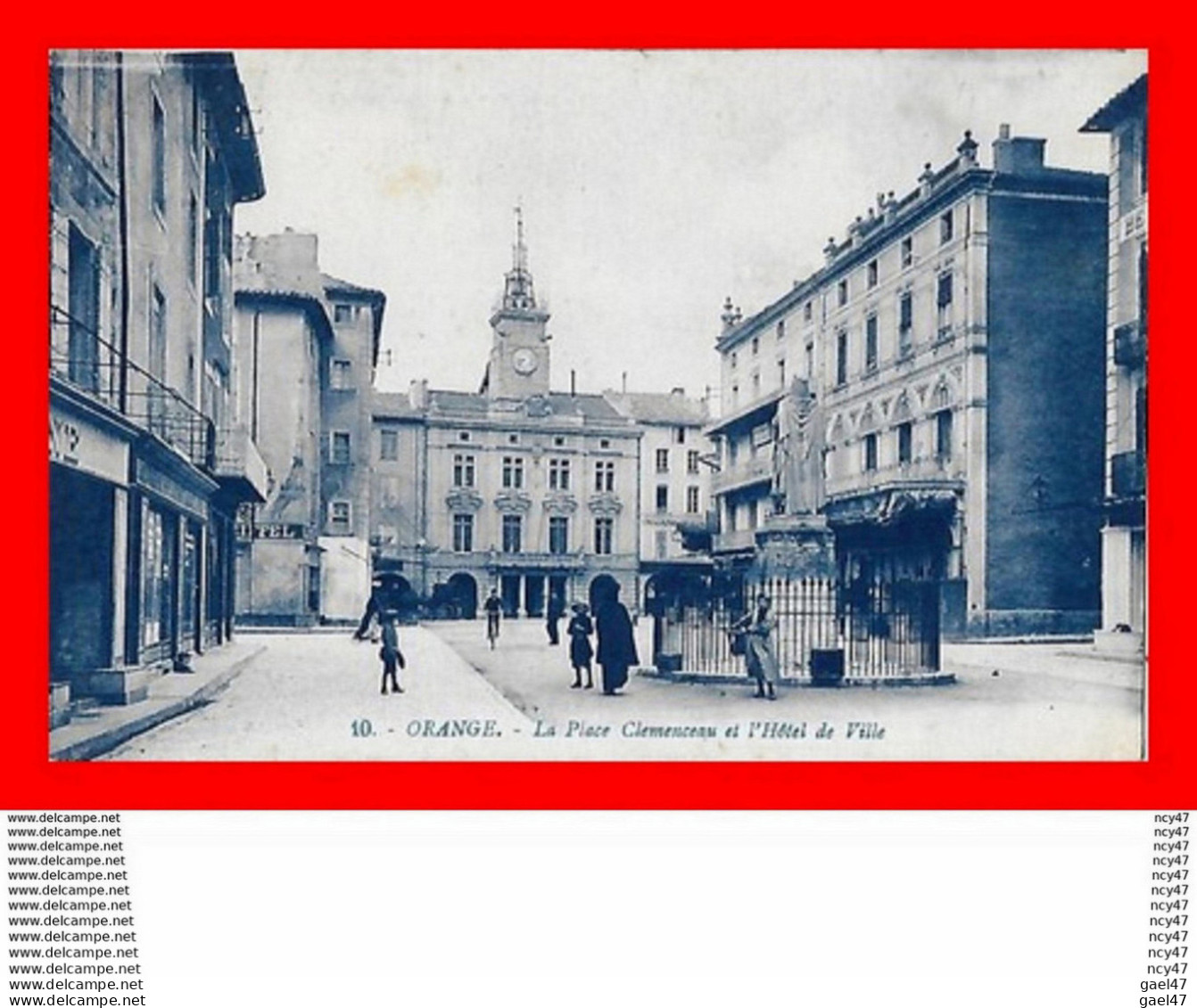 CPA (84) ORANGE.  La Place Clemenceau Et L'Hôtel De Ville, Animé...S1948 - Orange