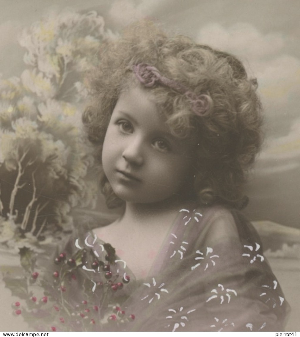 ENFANTS - LITTLE GIRL - MAEDCHEN - Jolie Carte Fantaisie Portrait Fillette Et Fleurs "Bonne Année" - Abbildungen