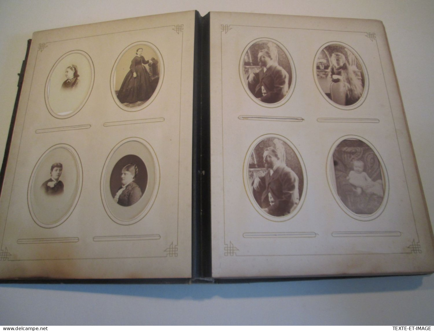 Fort Album Photo In-4 De 144 Photographies [circa 1870-1890] Divers Formats - Albumes & Colecciones