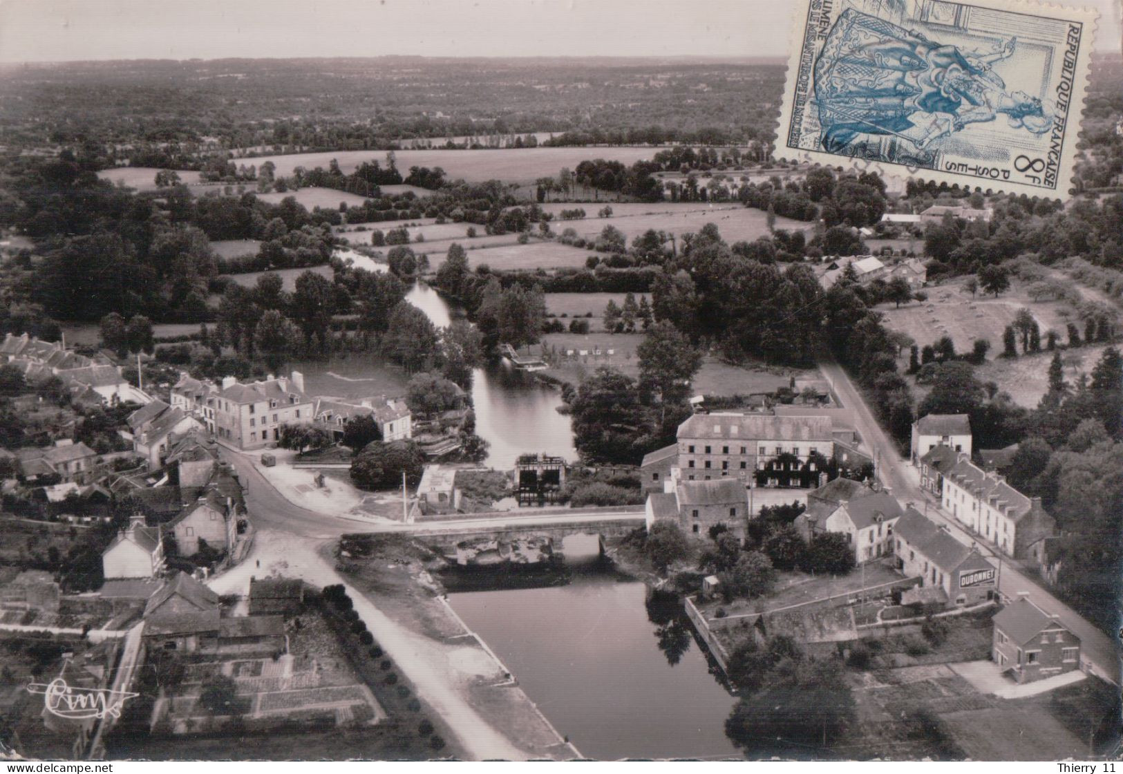 Cpsm 56 La Gacilly Vue Aérienne Le Bout Du Pont - La Gacilly