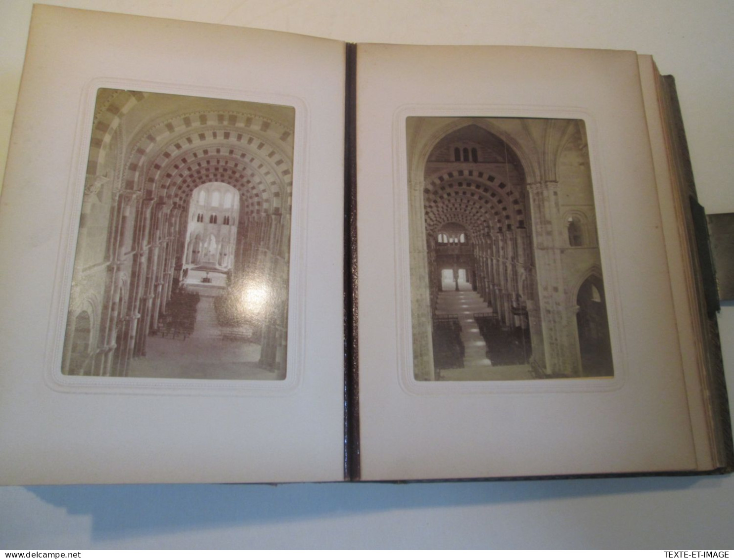 Album photo in-4 de 36 photographies [circa 1870-1880] 16X10cm