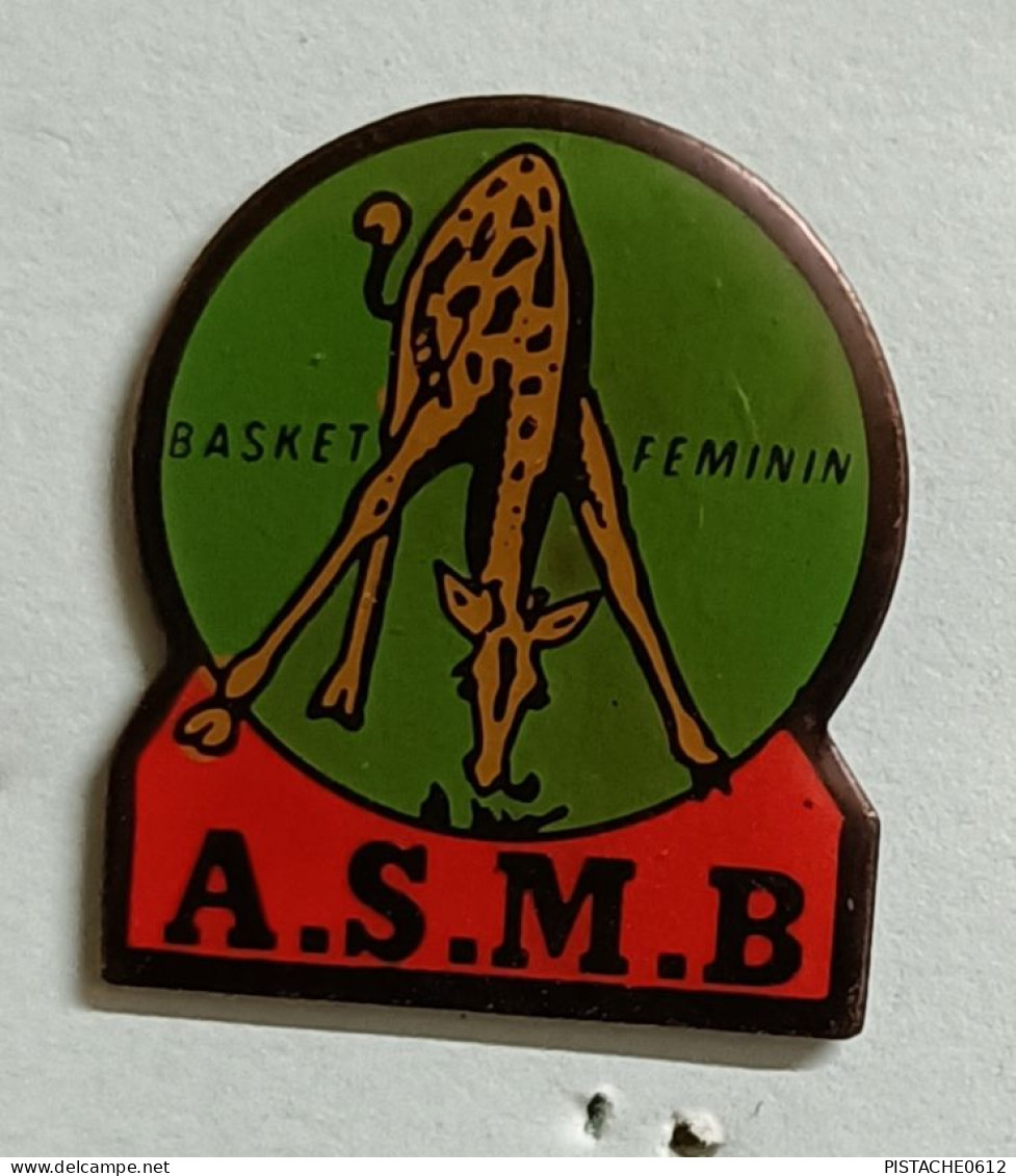 Pin's Basket Féminin A.S.M.B Girafe - Baloncesto