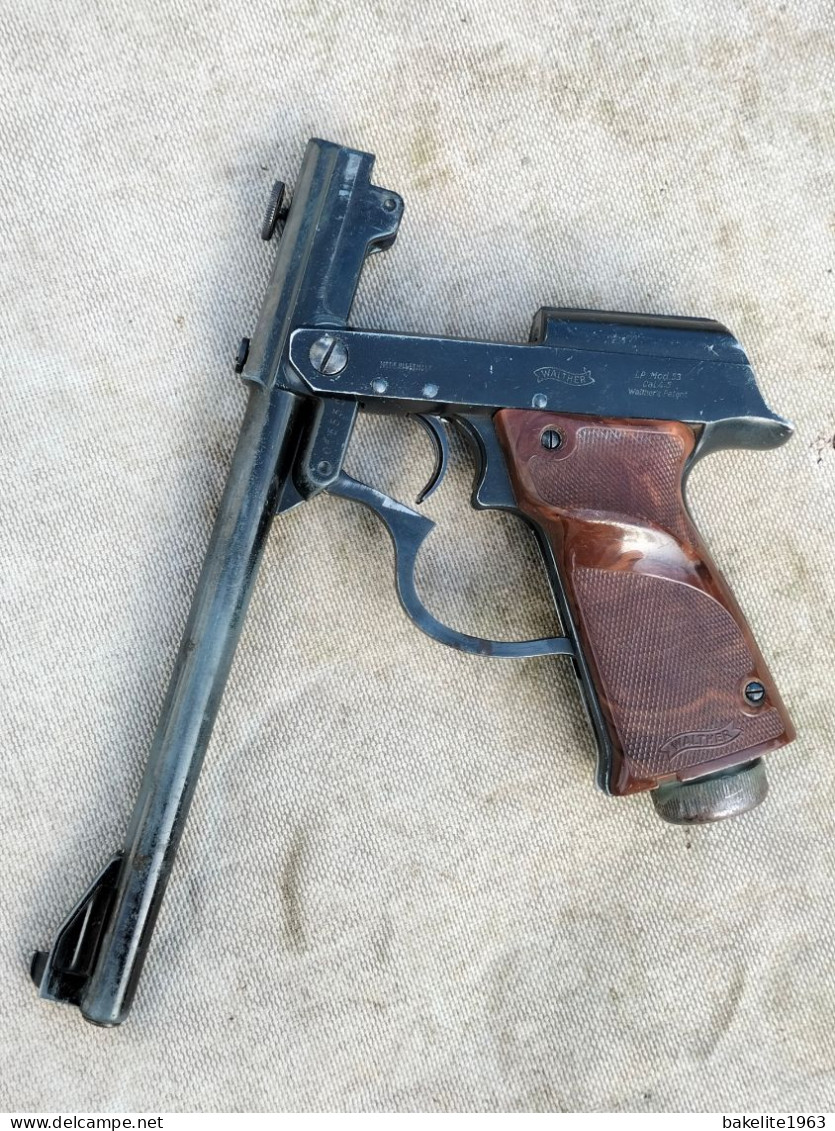Pistolet Walther LP53