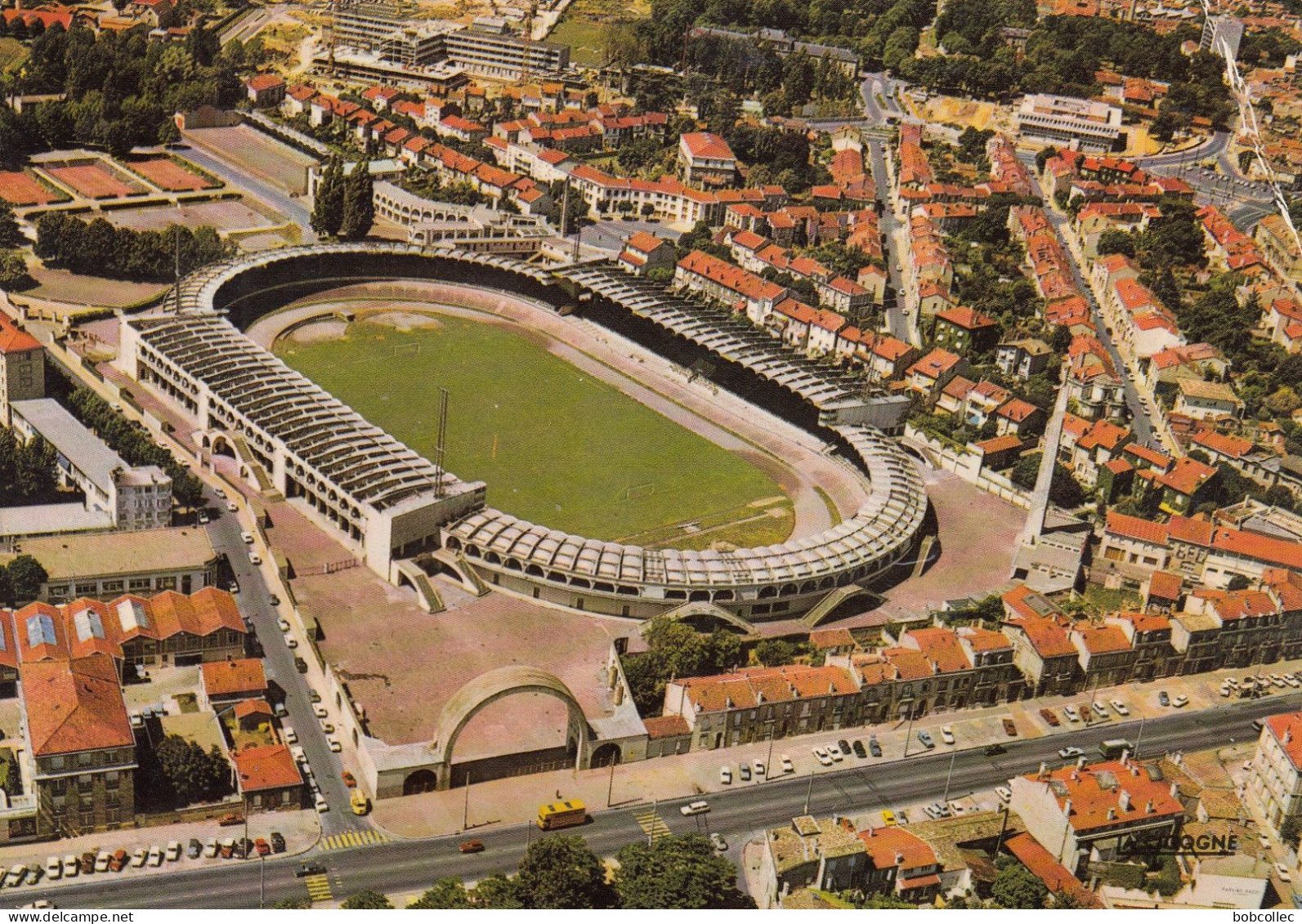 BORDEAUX (Gironde): Vue Aérienne Sur Le Stade Municipal (quartier Du Stade) - Bordeaux