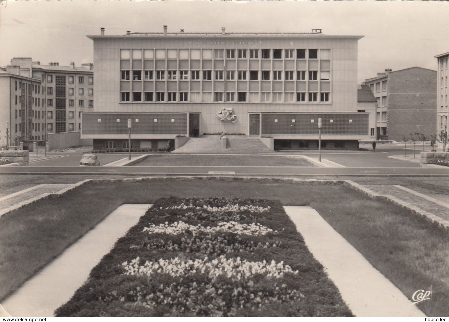 BREST (Finistère): Place Marc Sangnier Et Trésorerie Générale - Brest