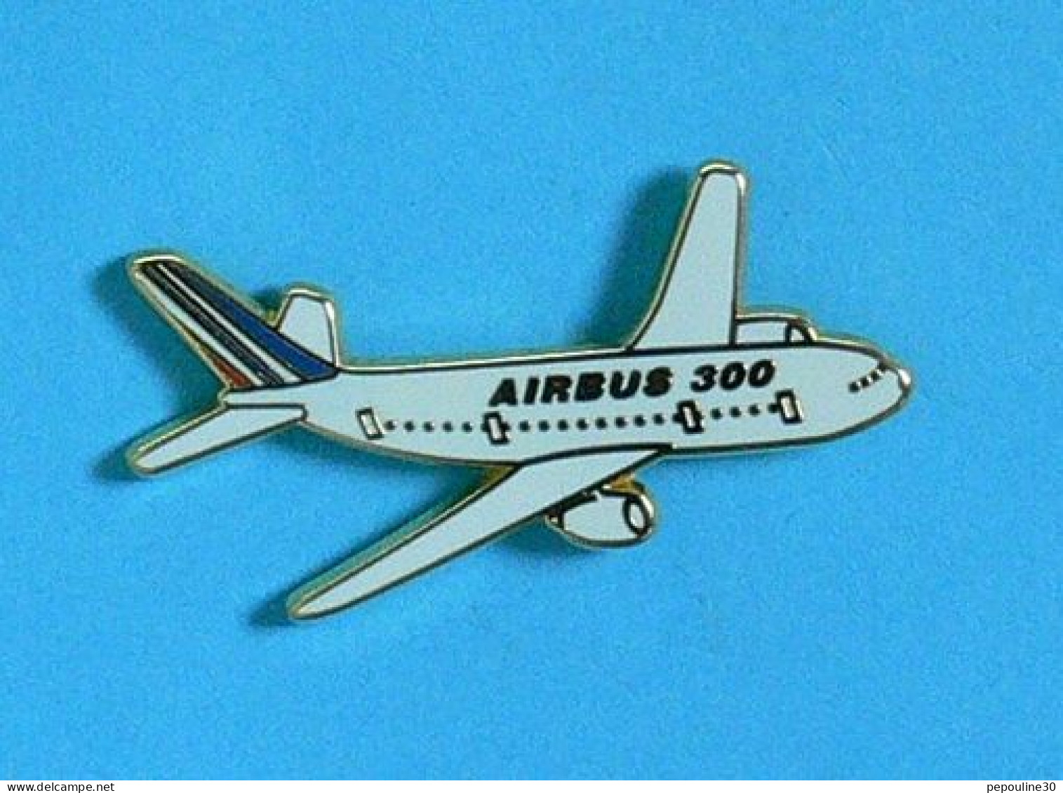 1 PIN'S  //  ** AIR FRANCE / AIRBUS A300 ** . (LOGO ALCARA) - Vliegtuigen
