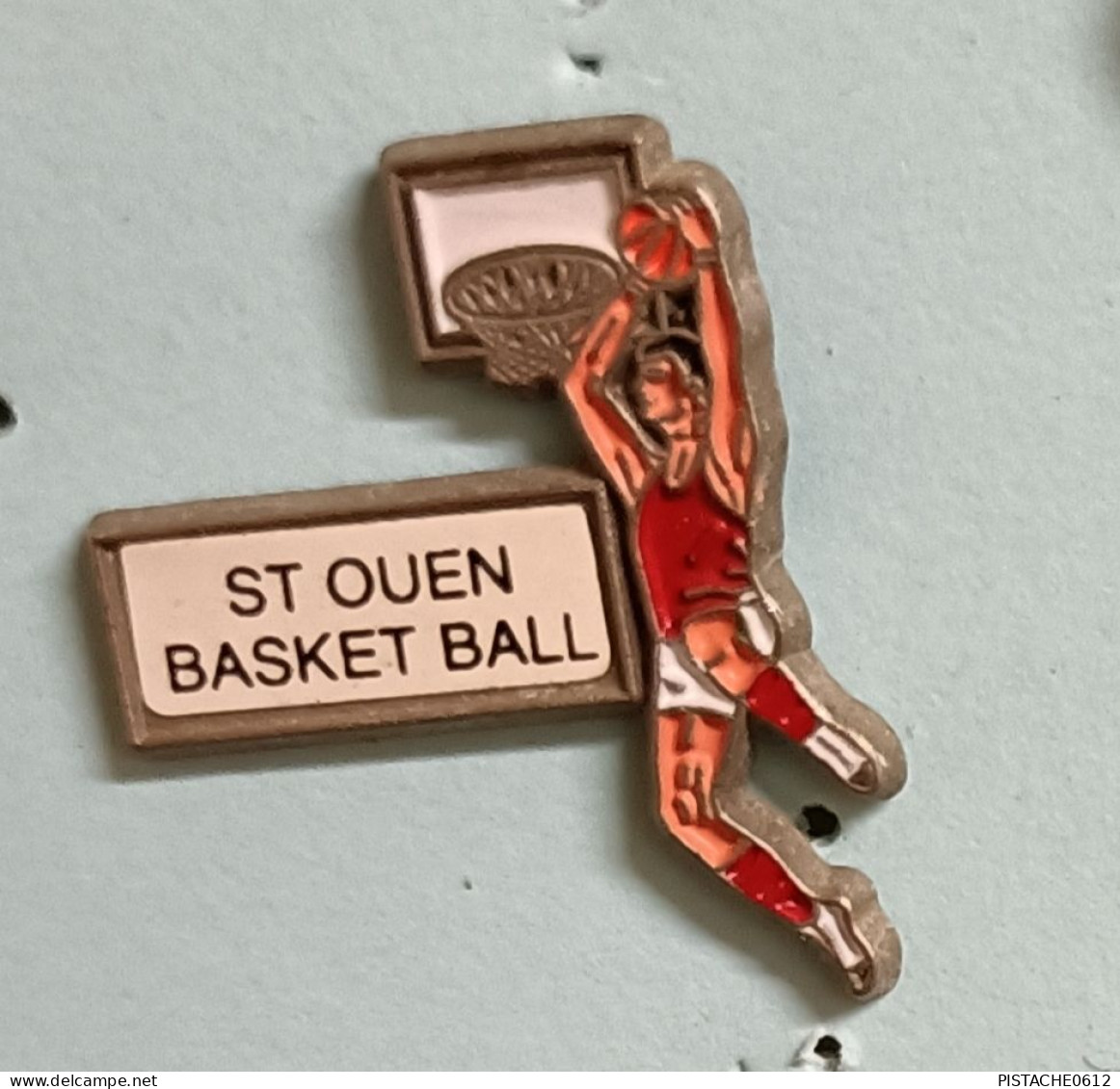 Pin's ST OUEN Basket Ball - Basketbal