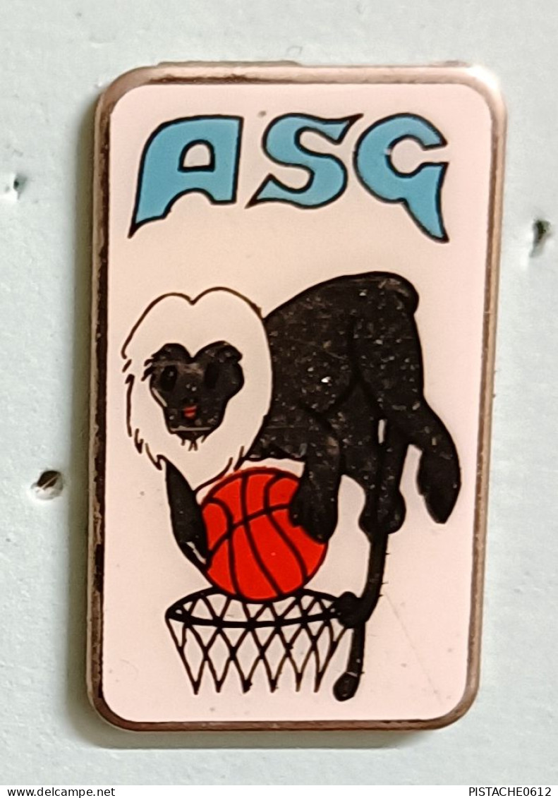 Pin's Basket ASG Singe Capucin (fond Blanc) - Basketbal