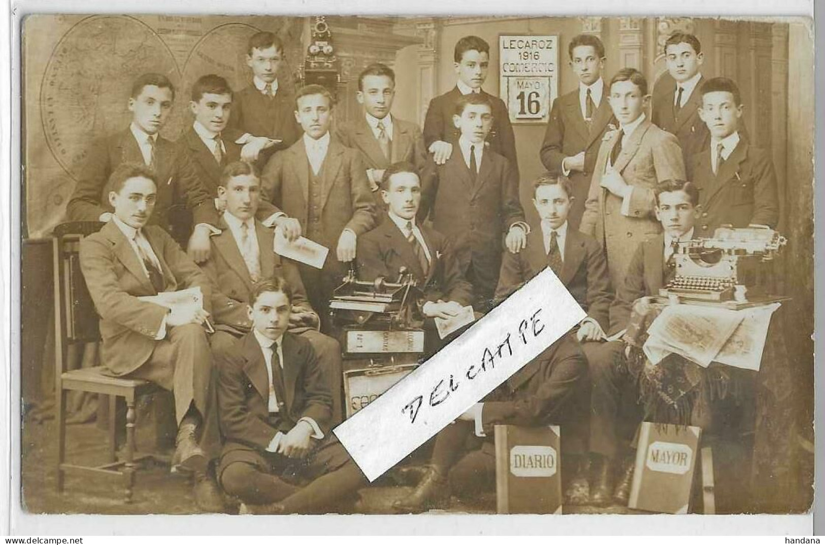 ESPAGNE CARTE PHOTO GROUPE JOURNALISTES MACHINE A ECRIRE ET PRESSE LECAROZ NAVARRE 1916 ANIMATION BEAU PLAN - Altri & Non Classificati