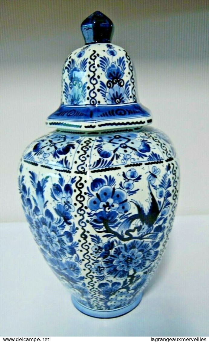 E1 Magnifique Pot - Vase Avec Couvercle Et Fretel - Made In Holland - Popular Art