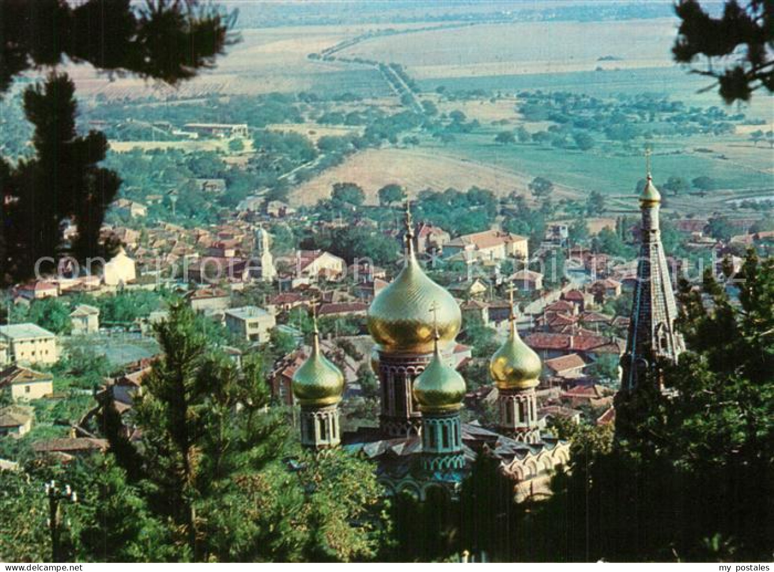 73604028 Schipka Blick Auf Die Stadt Mit Kirchen Schipka - Bulgarien