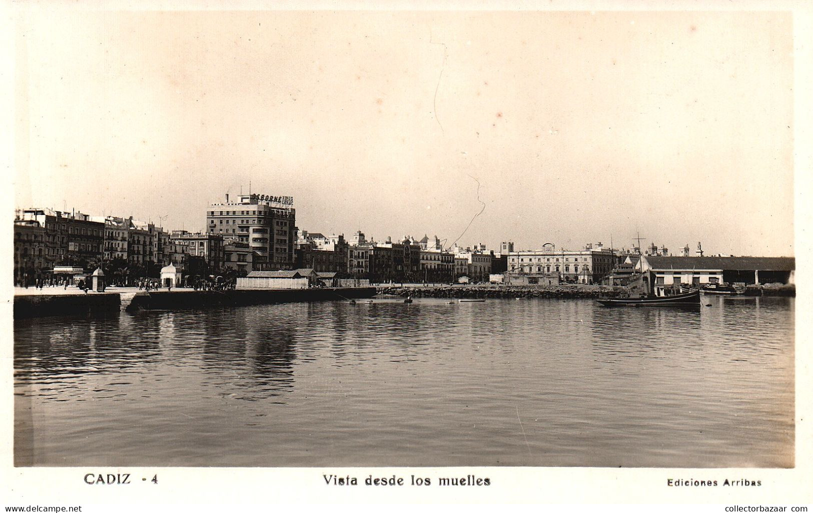 Spain Cadiz  Vintage Postcard Vista Desde Los Muelles  Real Photo - Cádiz