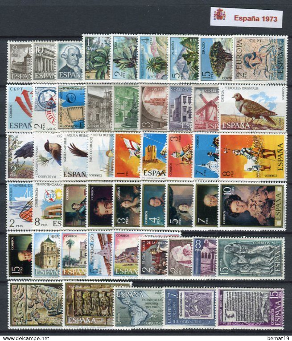 Spain 1970-1974 FIVE complete years ** MNH.