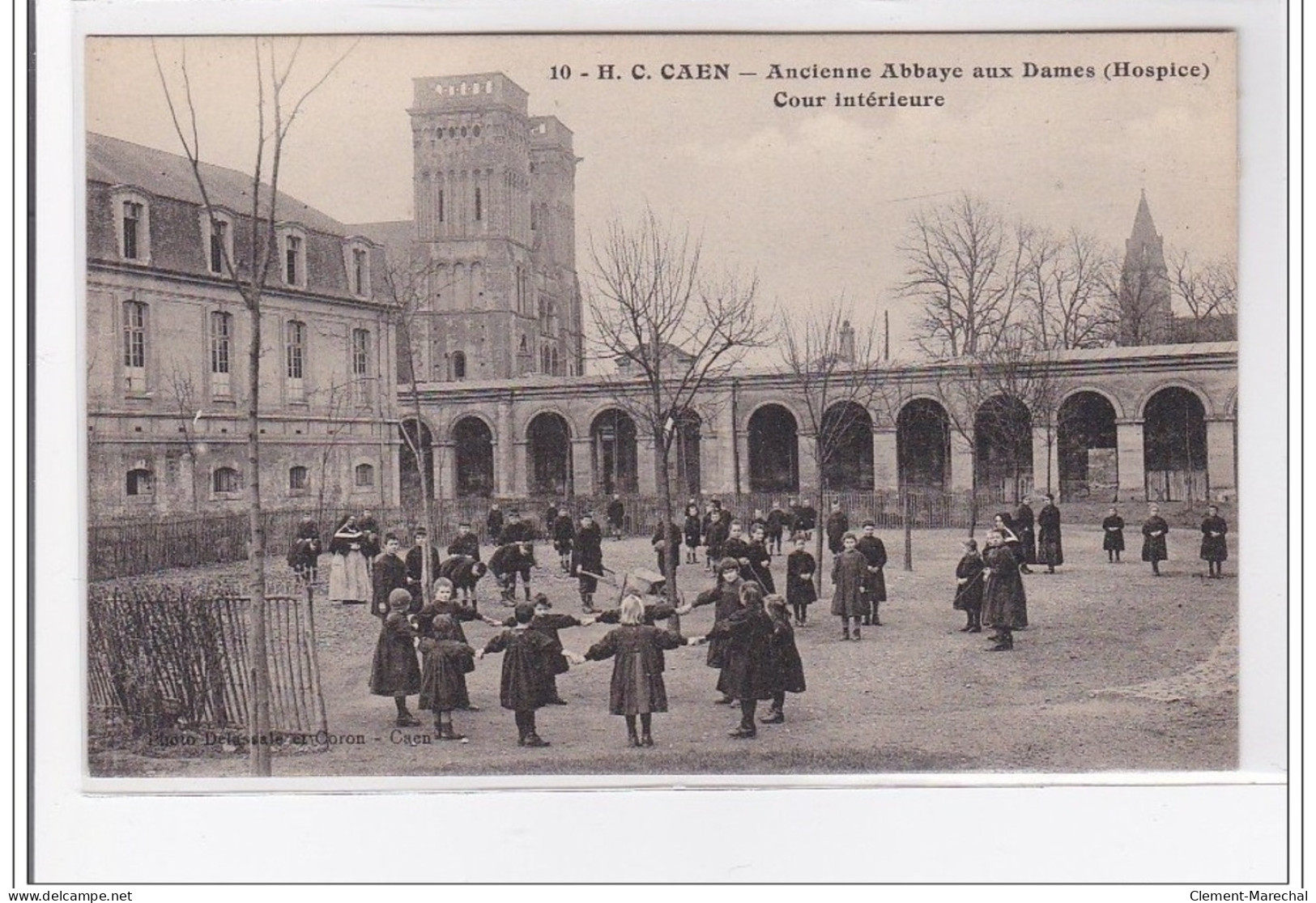 CAEN : Ancienne Abbaye Aux Dames, Cour Interieur - Tres Bon Etat - Caen
