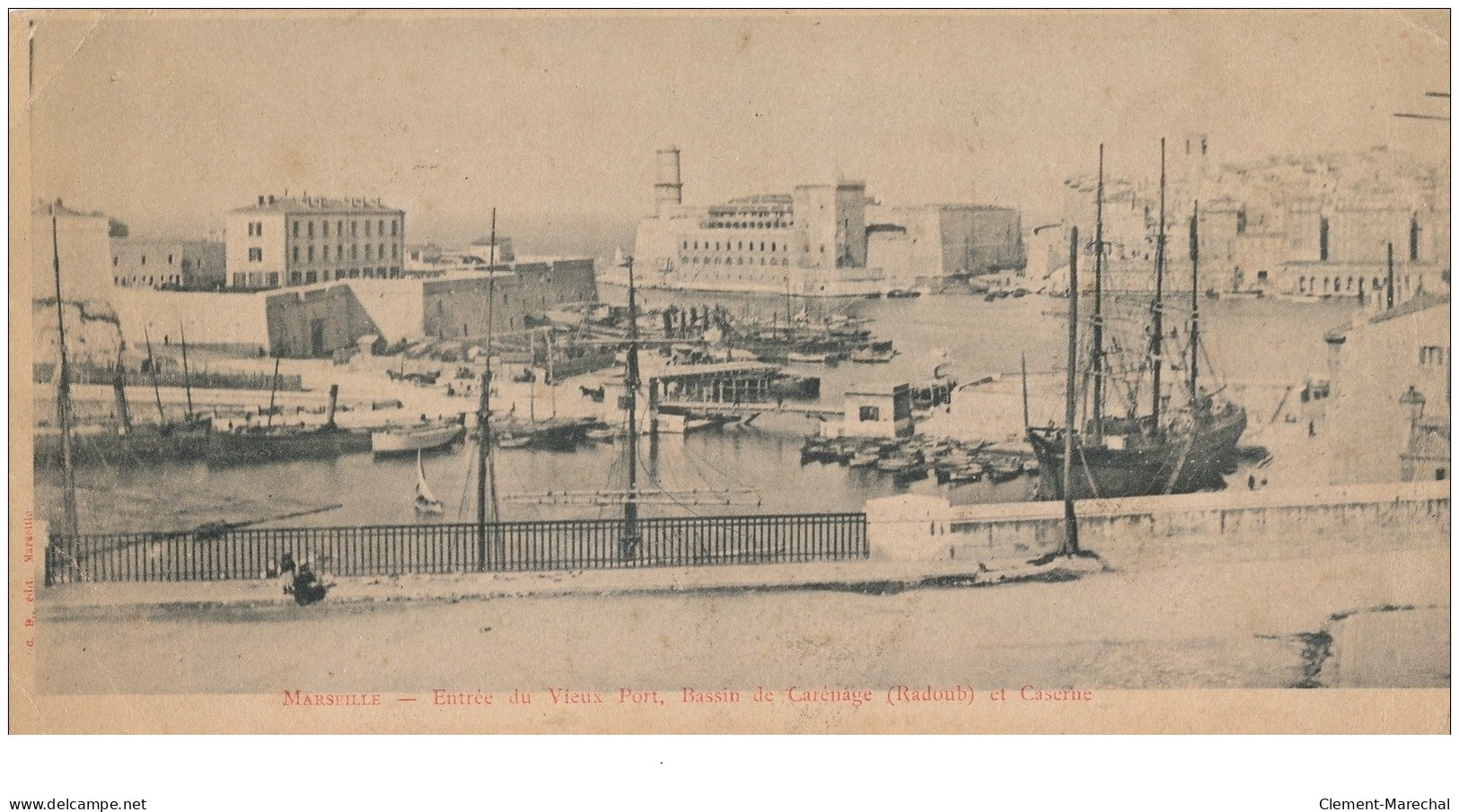 Carte Panoramique - MARSEILLE - Entrée Du Vieux Port, Bassin De Carenage Et Caserne (18x9) - état - Old Port, Saint Victor, Le Panier