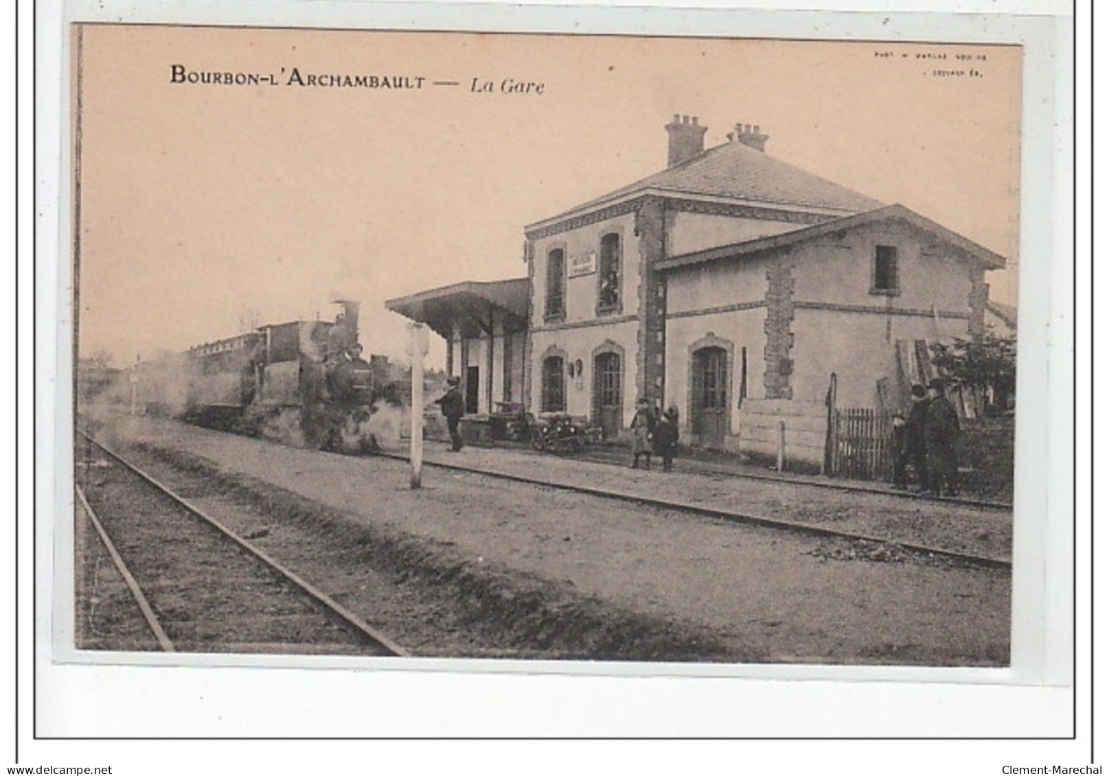 BOURBON L'ARCHAMBAULT - La Gare - Très Bon état - Bourbon L'Archambault