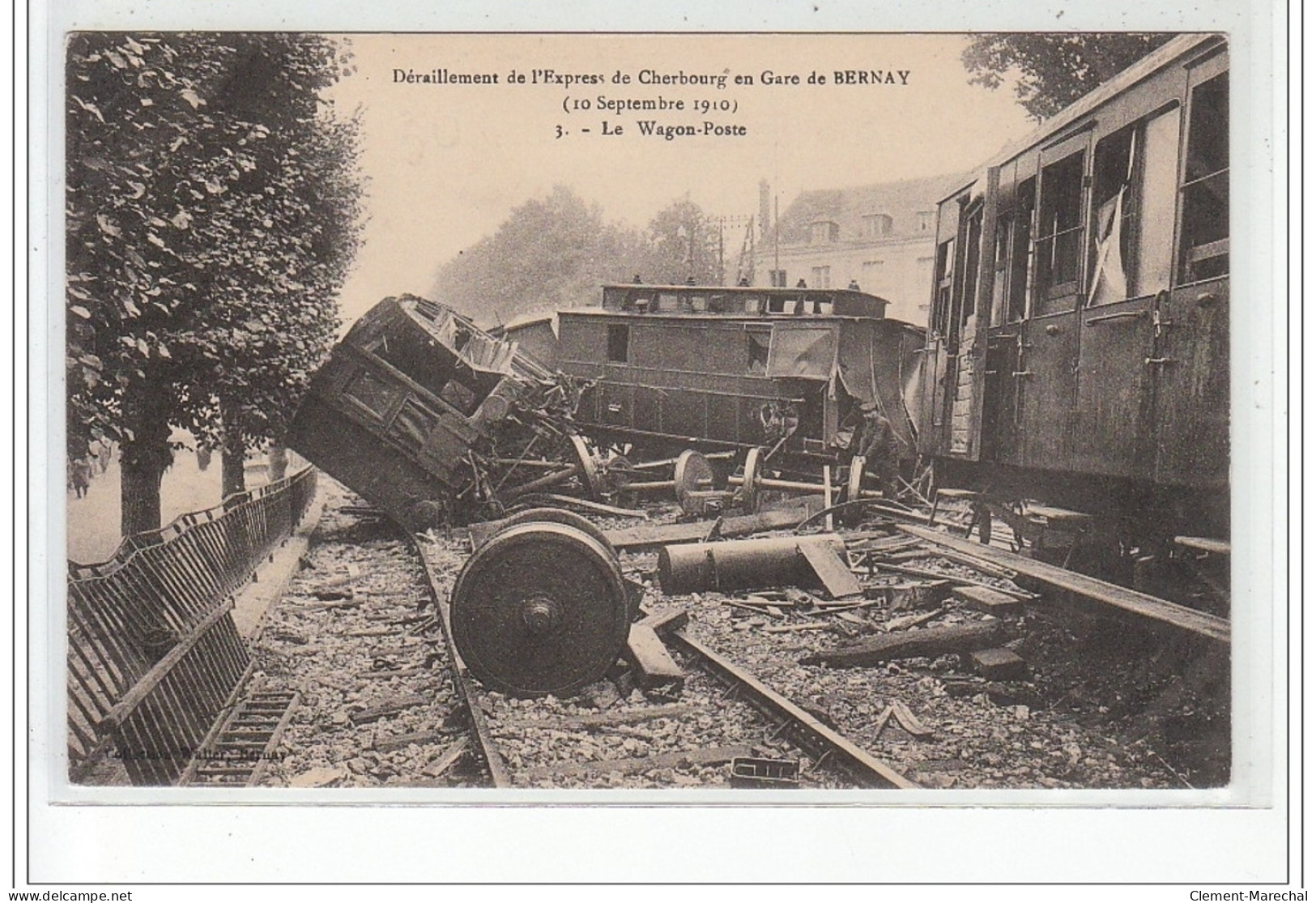 BERNAY - Déraillement De L'express De Cherbourg En Gare De BERNAY (10 Septembre 1910) - Le Wagon-poste - Très Bon état - Bernay