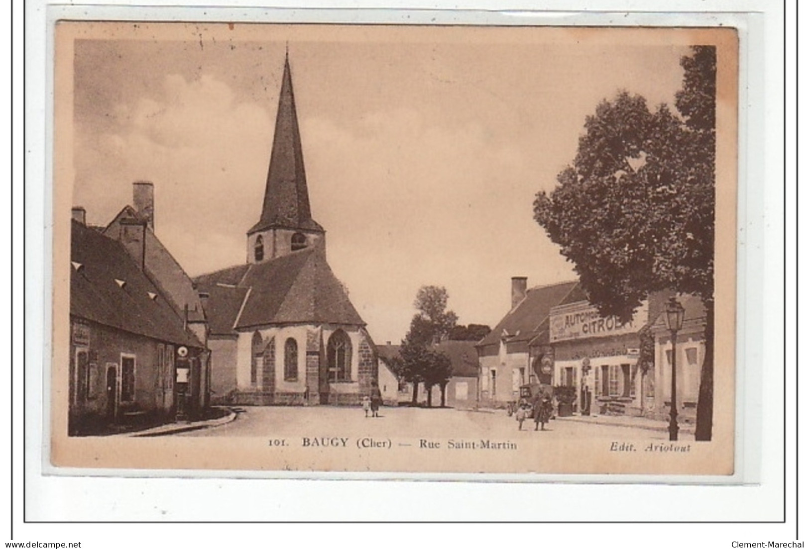 BAUGY - Grande Rue Saint Martin - Très Bon état - Baugy