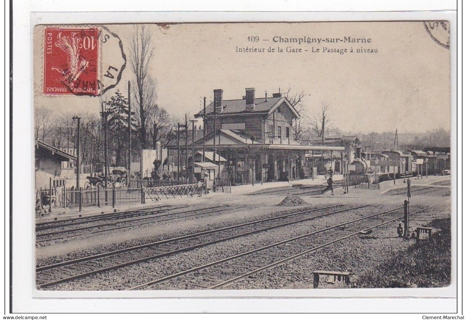 CHAMPIGNY-sur-MARNE : Intérieur De La Gare, Le Passage A Niveau - Tres Bon Etat - Champigny Sur Marne