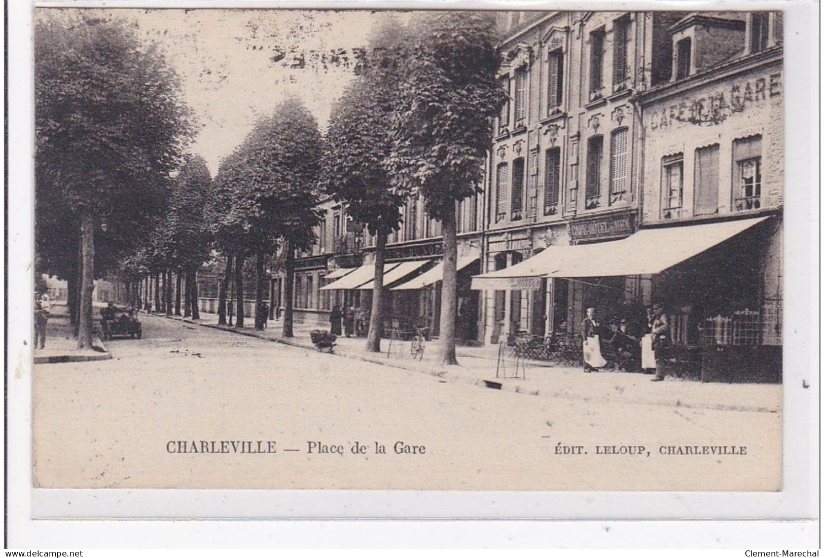 CHARLEVILLE : Place De La Gare - Très Bon état - Charleville
