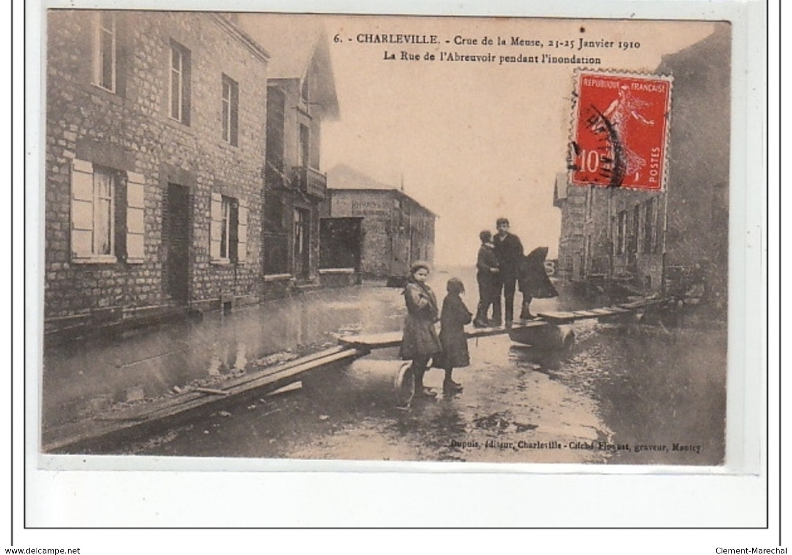 CHARLEVILLE - Crue De La Meuse Janvier 1910 - Rue De L'Abreuvoir Pendant L'inondation - Très Bon état - Charleville