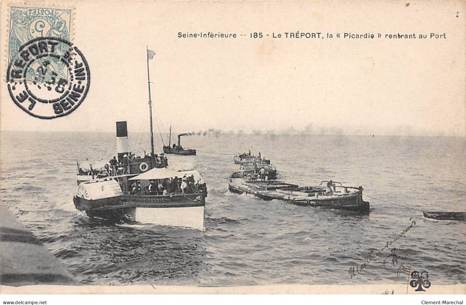 LE TREPORT - La " Picardie " Rentrant Au Port - Très Bon état - Le Treport