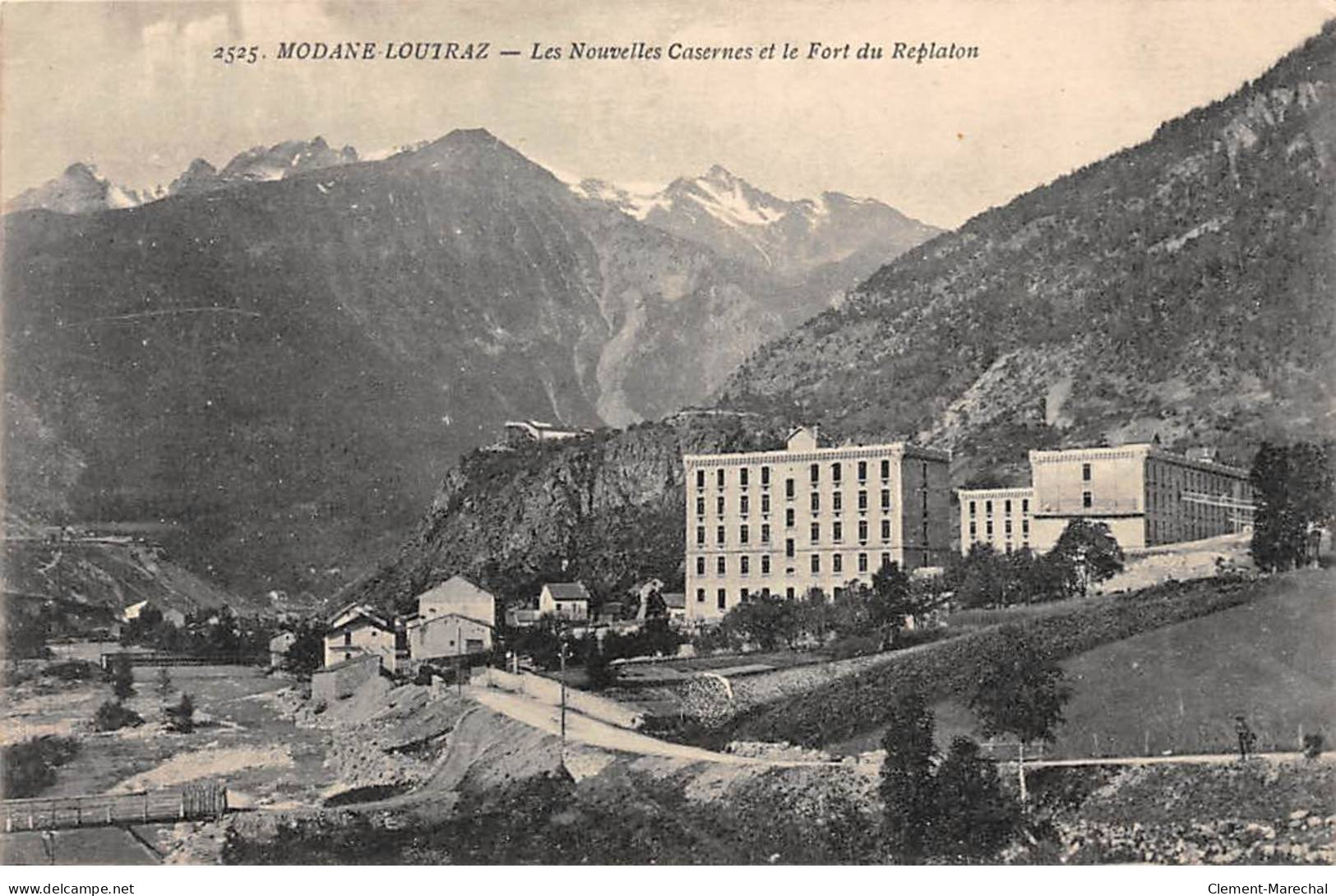 MODANE LOUTRAZ - Les Nouvelles Casernes Et Le Fort Du Replaton - Très Bon état - Modane