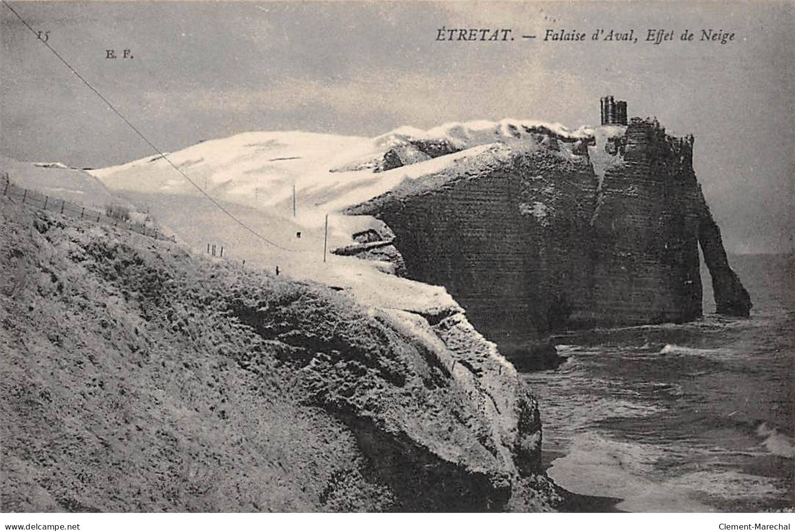 ETRETAT - Falaise D'Aval, Effet De Neige - Très Bon état - Etretat