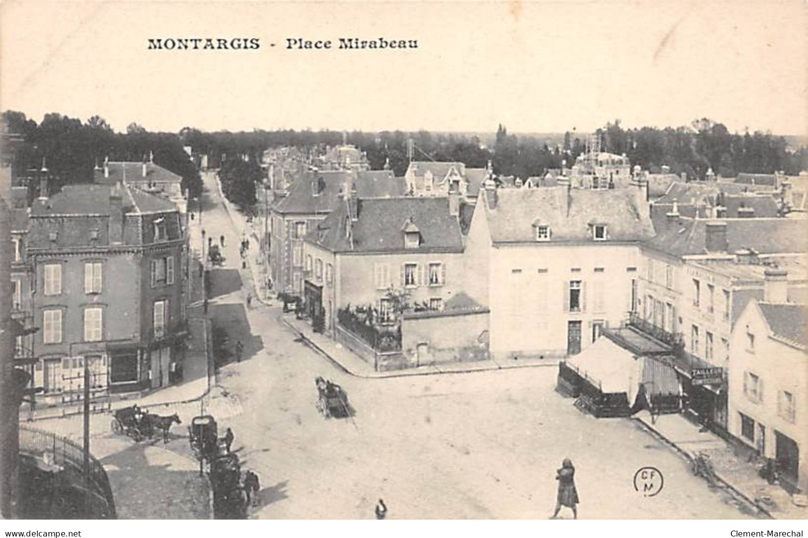 MONTARGIS - Place Mirabeau - Très Bon état - Montargis