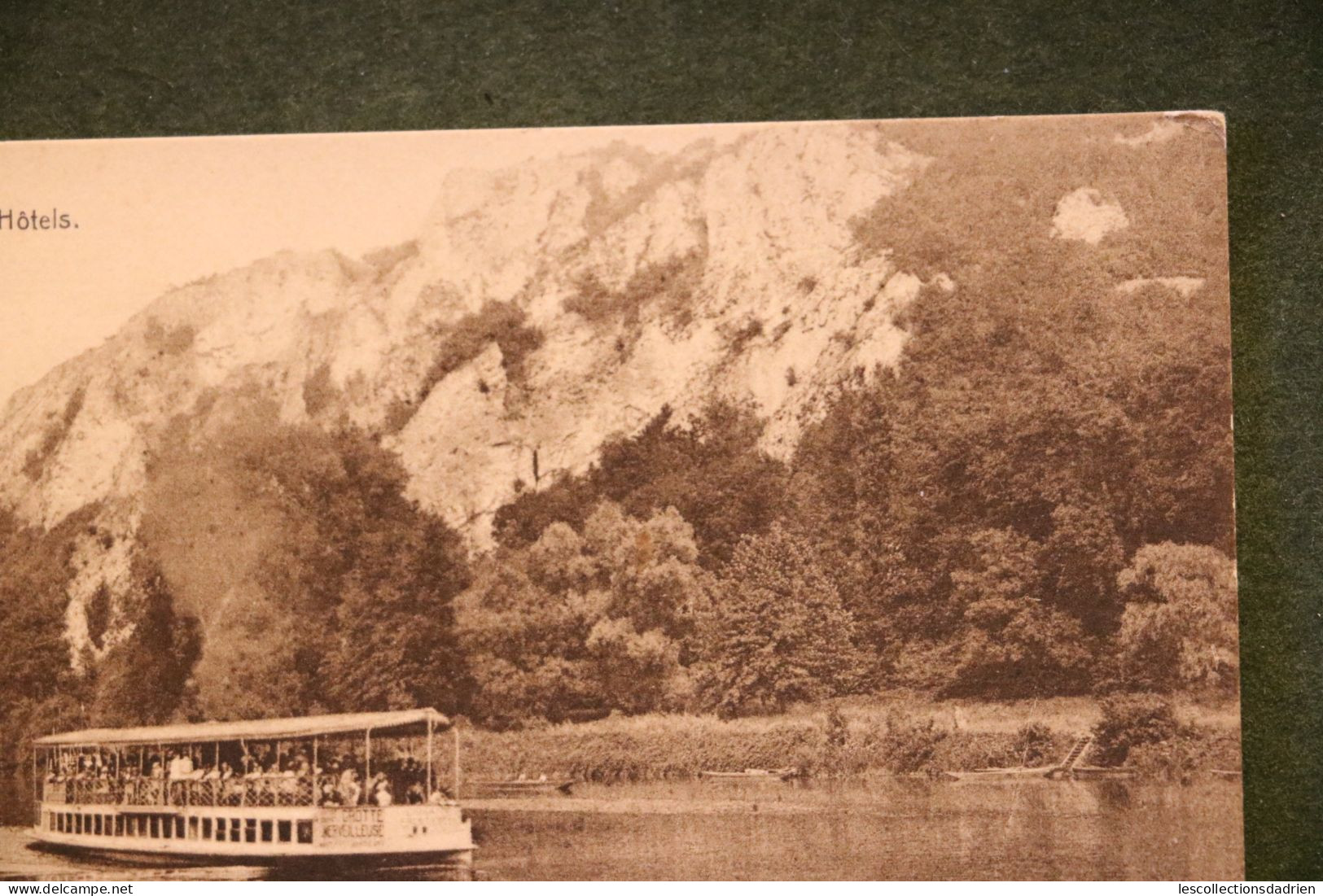 Carte Postale Ancienne - Waulsort -  Bâteau Devant Les Hôtels - Boats - Hastiere