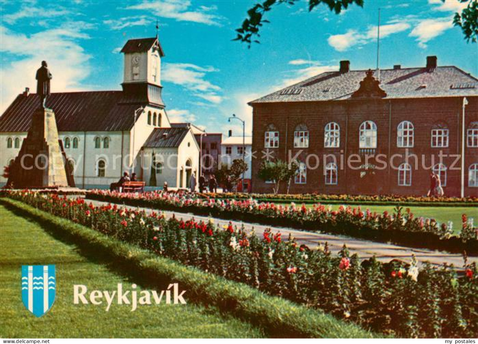 73599269 Reykjavík Austurvoellur The Cathedral And The Parliament House Reykjaví - Islandia