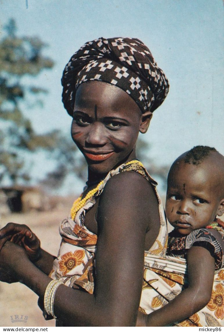 Côte D'Ivoire --1969 --Jeune Maman Et Enfant --animée--..timbre.....cachet - Côte-d'Ivoire