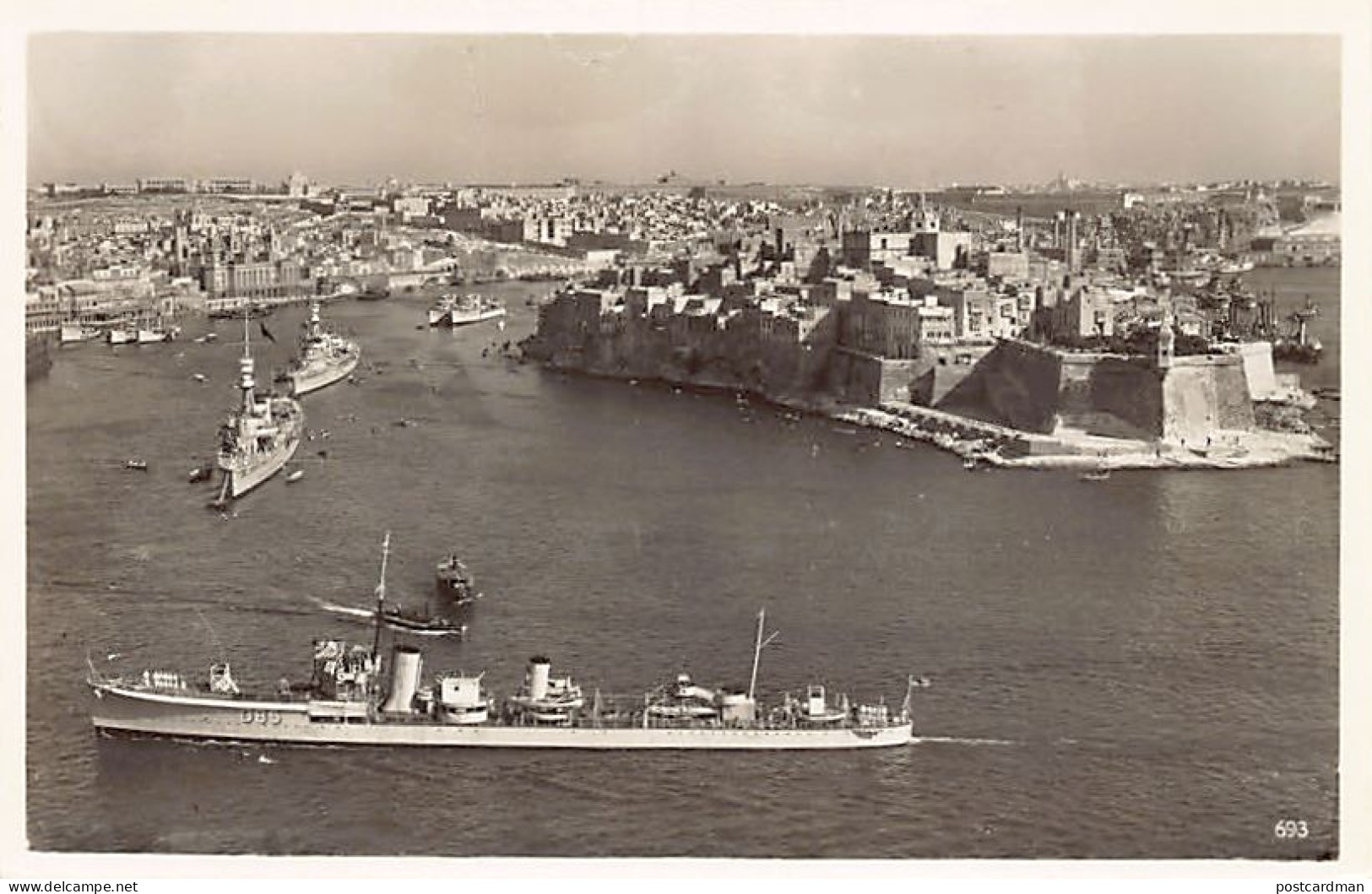 Malta - VALLETTA - General View - HMS Shikari (D85) - REAL PHOTO - Publ. C. M. & S. 6 - Malta