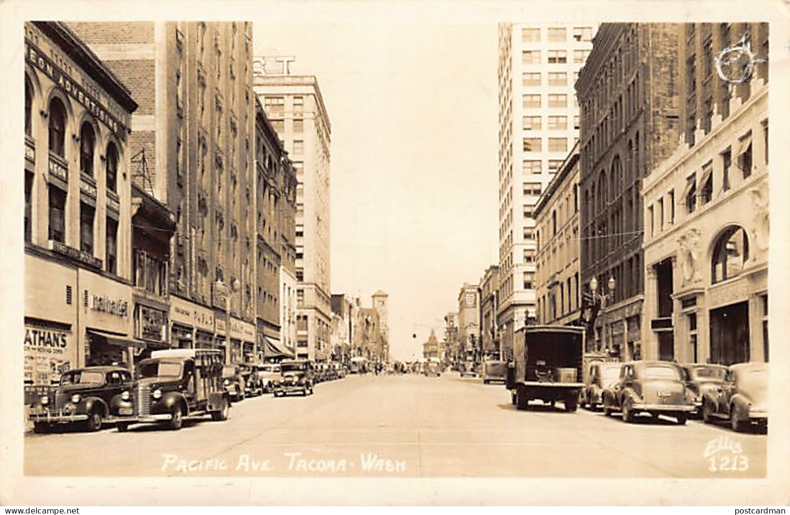 TACOMA (WA) Pacific Avenue - REAL PHOTO - SEE SCANS FOR CONDITION One Pin Hole At Upper Right Corner - Tacoma